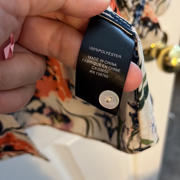 RW &CO BLOUSE SEMI SHEER AND ALWAYS HAND WASHED - Picture 4 of 6